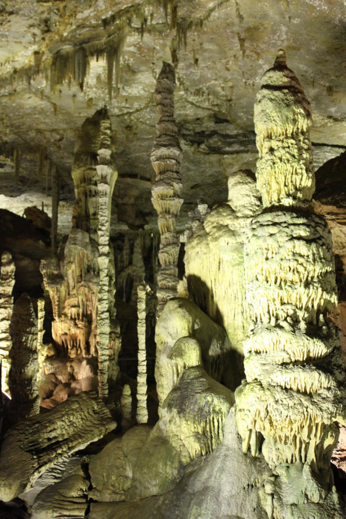Maquiné Cave 