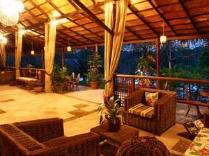 Amazon Ecopark Jungle Lodge Hotel